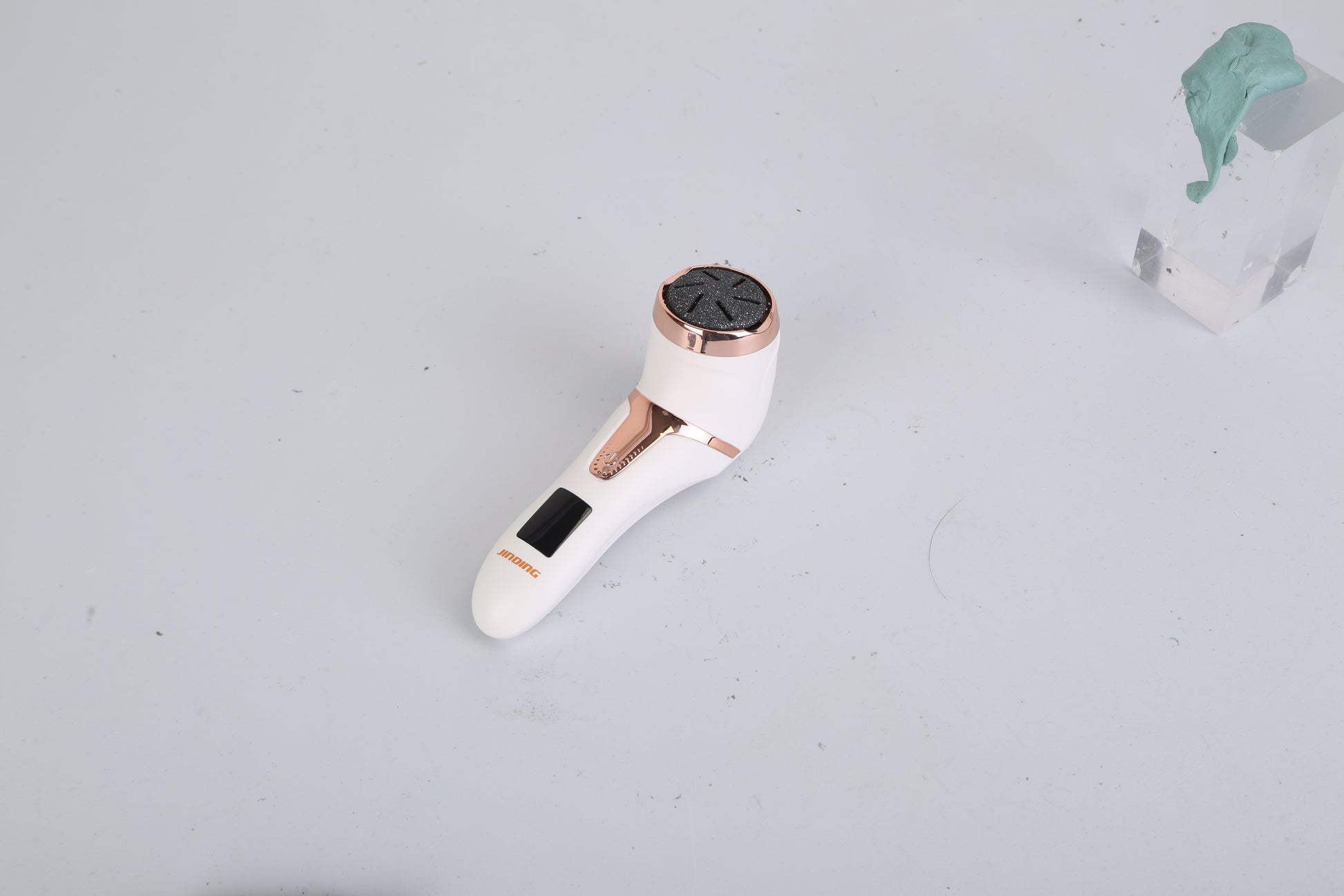 Vacuum suction collects dead skin while you grind — clean and hygienic